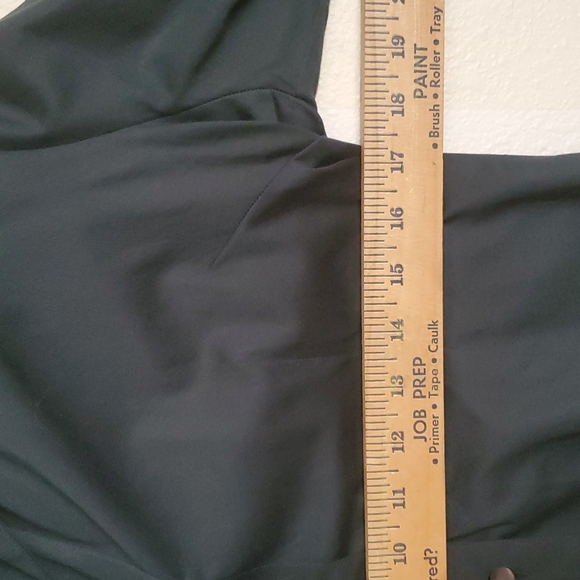 Banana Republic tailored green top - Picture 5 of 7